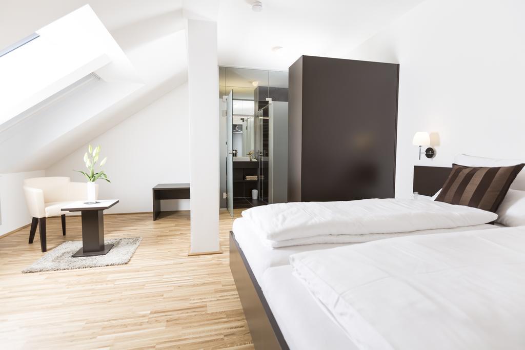 Gaestezimmer By Joechlinger Gerasdorf bei Wien Habitación foto