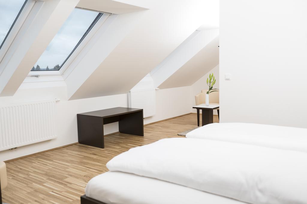 Gaestezimmer By Joechlinger Gerasdorf bei Wien Exterior foto